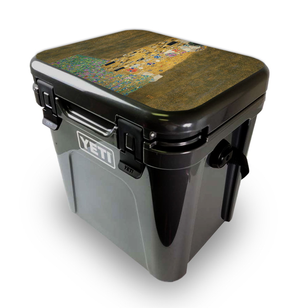 Picture of MightySkins YEROA24LID-The Kiss Skin for Yeti Roadie 24 Hard Cooler Lid - the Kiss