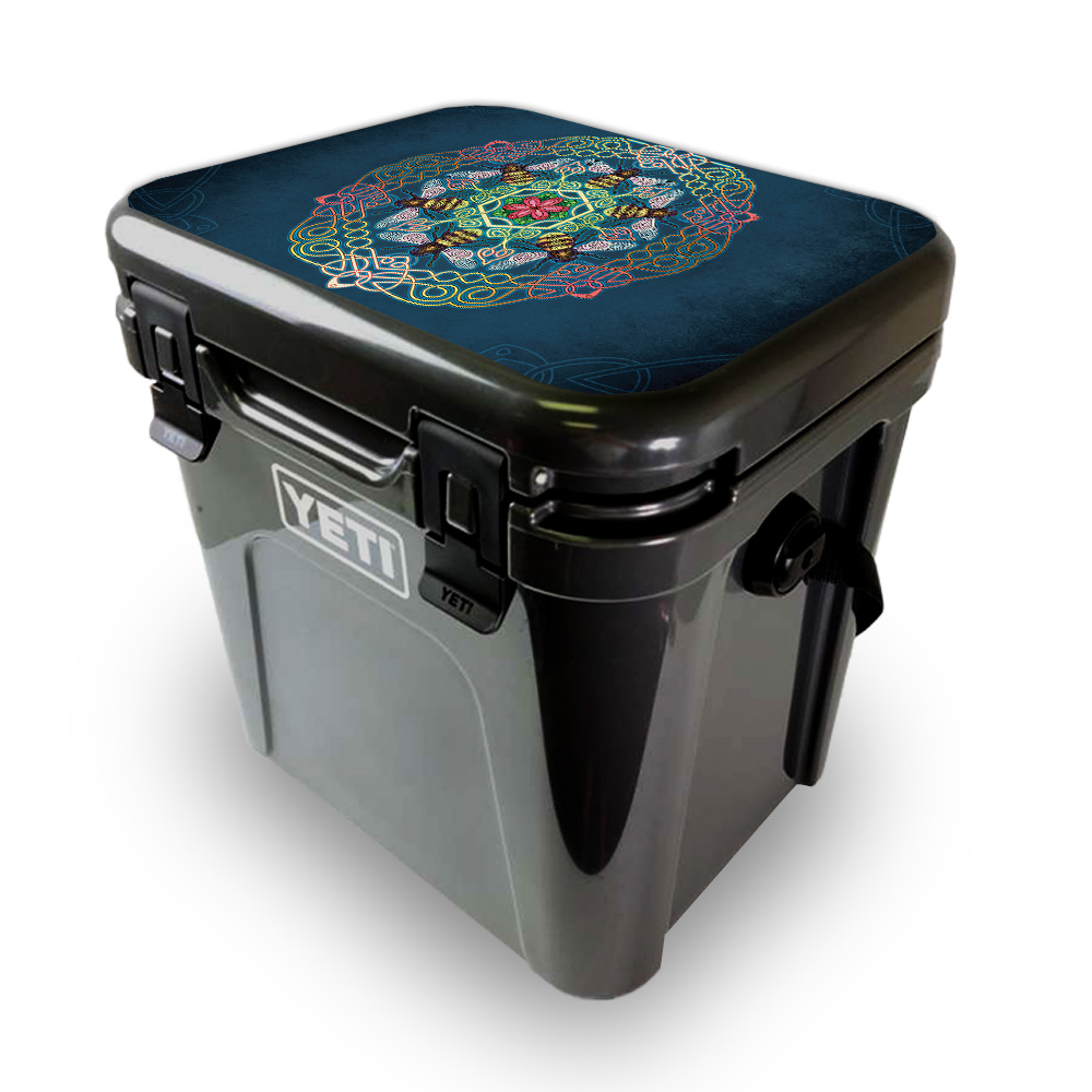 Picture of MightySkins YEROA24LID-Celtic Bees Skin for Yeti Roadie 24 Hard Cooler Lid - Celtic Bees