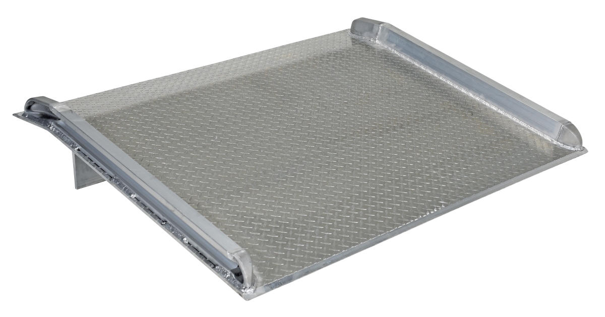 78 x 30 in Aluminum Truck Dockboard  20000 lbs
