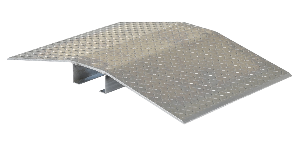 Cable Ramp, 3-3/8 in H, 4 ft L, 40 in W, 1 Channel, Aluminum, Silver