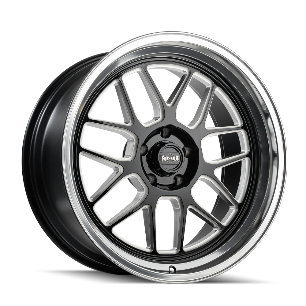 611-8861GBMD 611 611 Gloss Black & Milled with Diamond Cut Lip Wheel - 18 x 8 in., 5-120.65 mm, 83.82 mm