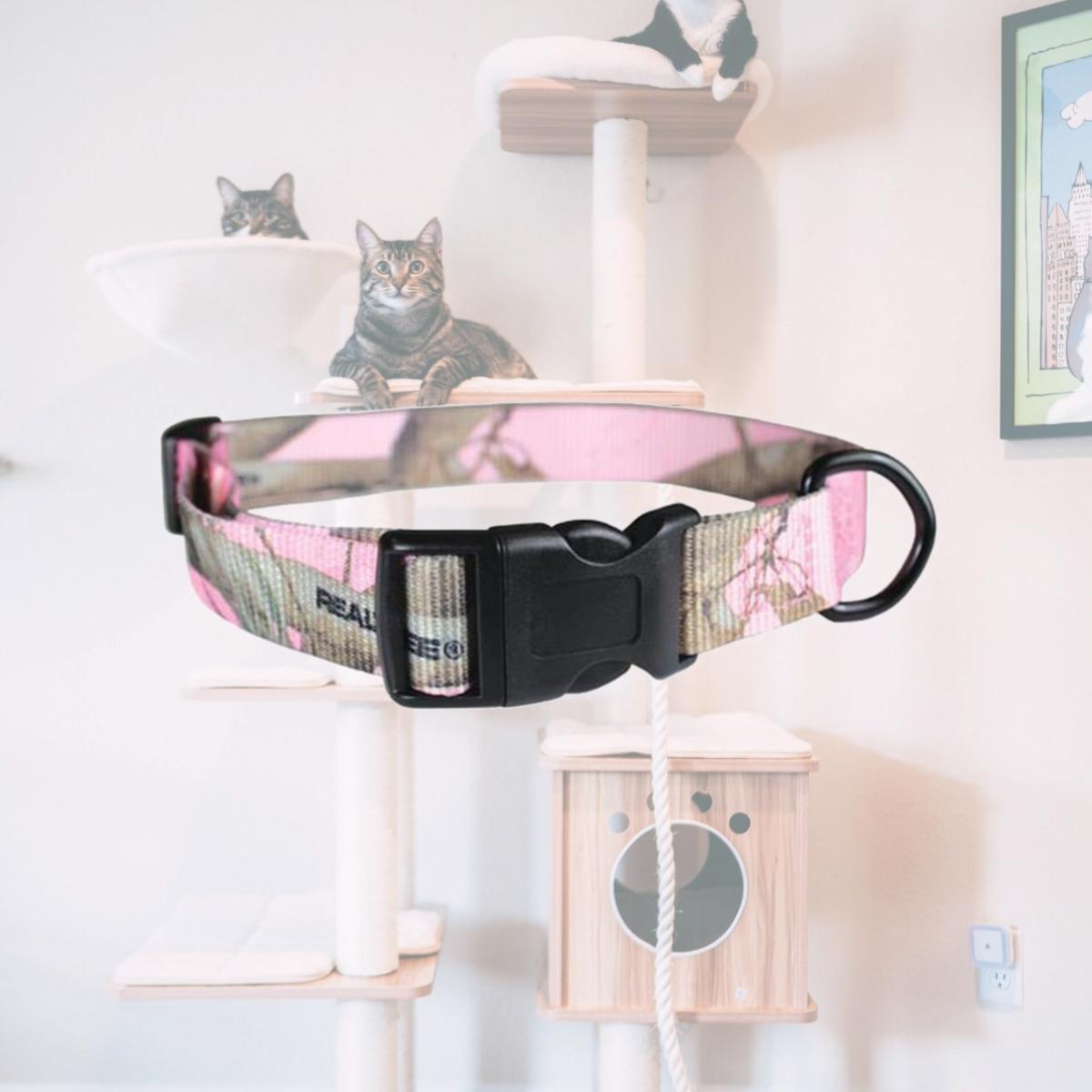 Picture of Leather Brothers 102QKNRT-PK 0.75 in. Kwkklp Adjustable 14-20 in. Pnk Camo Collar