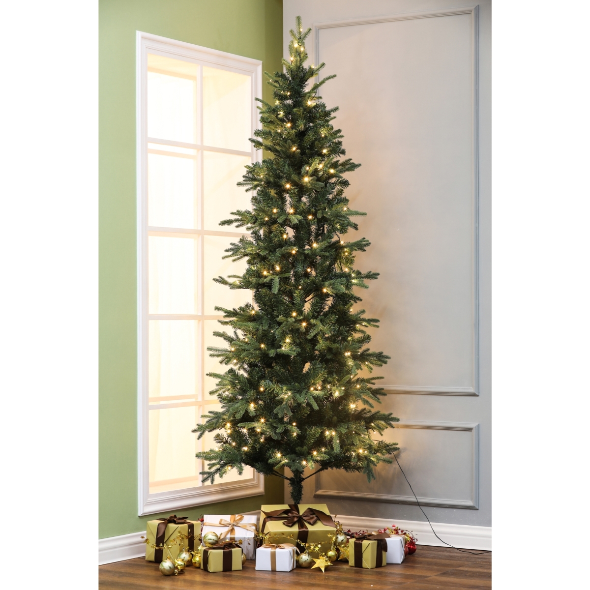 Luxen Home Pre-Lit Clear LED 7ft Artificial Christmas Tree with Metal Stand -  LuxenHome, WHAP998