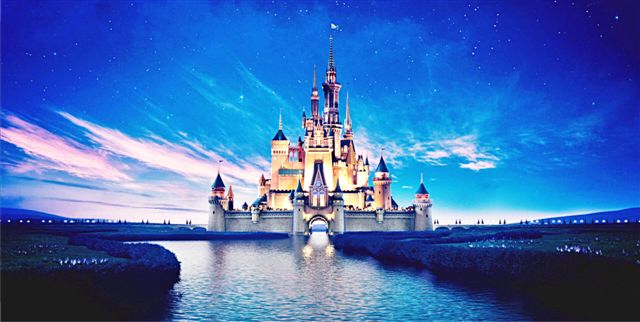 LPO1640 Cinderella Castle Photo License Plate
