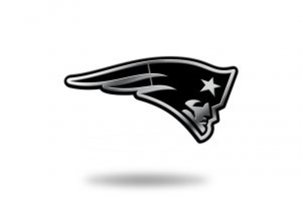 MEM1501 3 x 3 in. England Patriots NFL Plastic Auto Emblem
