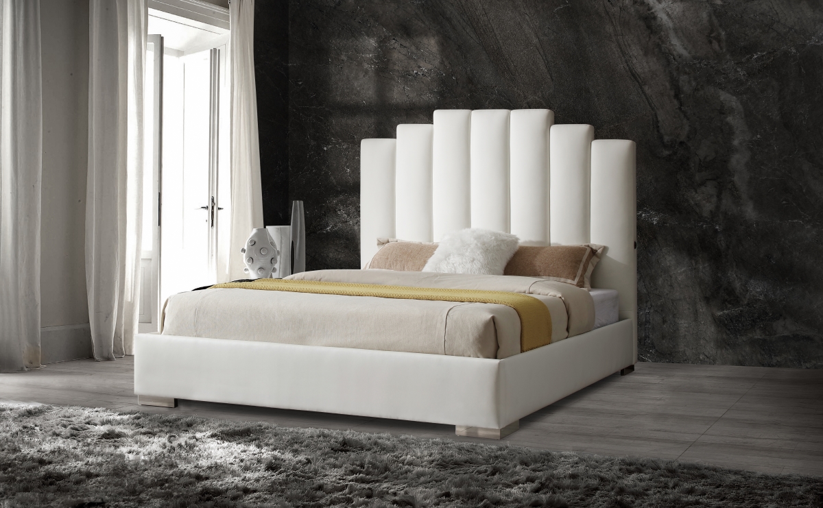 BK1688P-WHT Jordan King Size Bed with Fully Upholstered White Faux Leather & Double USB In Headboard