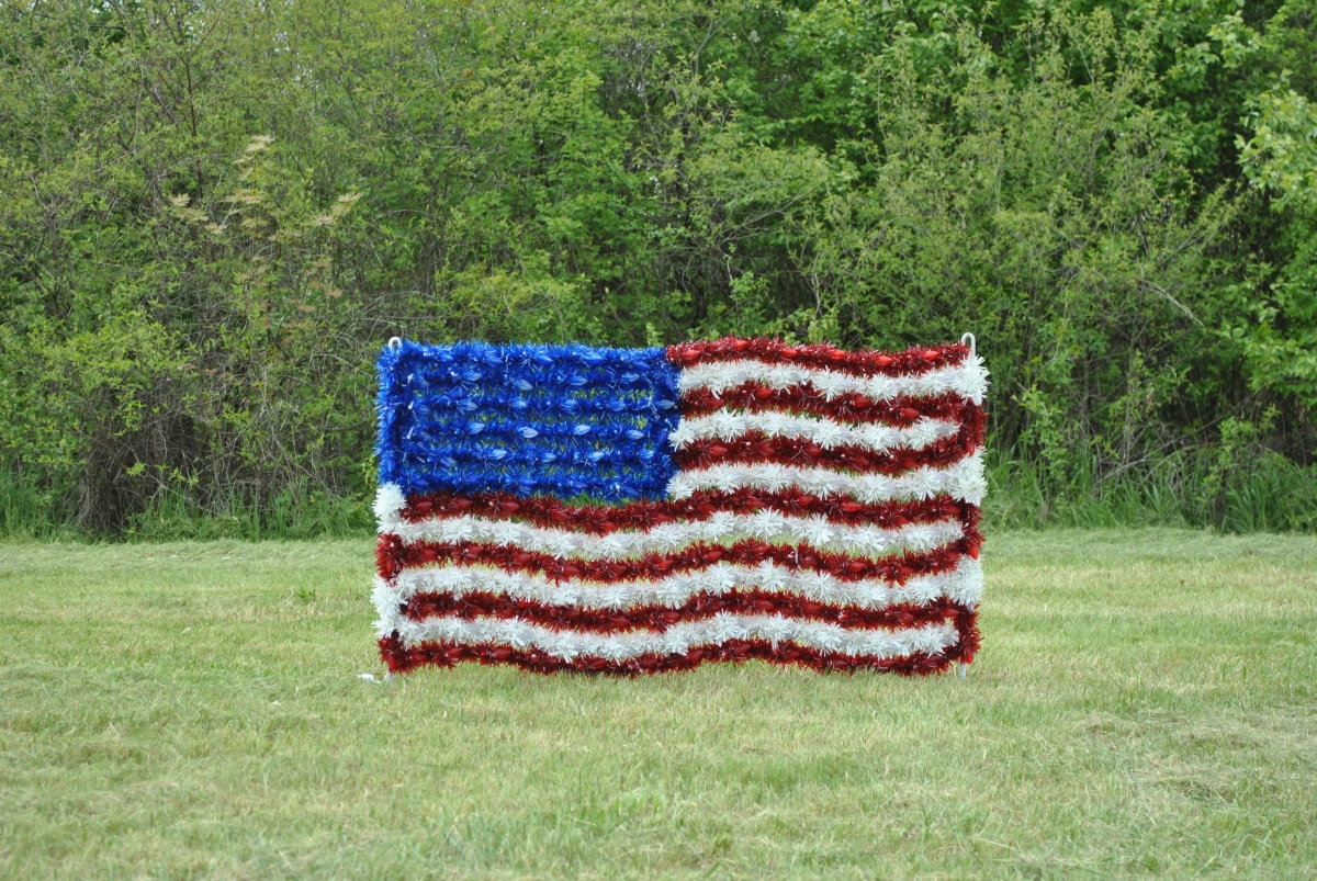 3 ft. Ground Mount Garland Flag