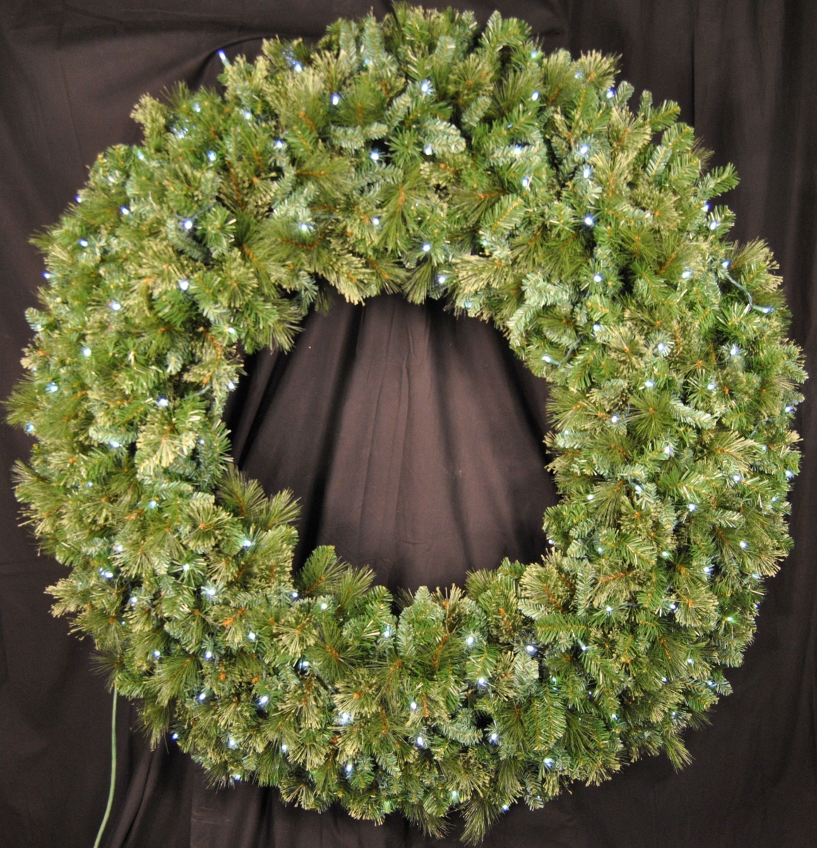 5 ft. Blended Pine Pre-Lit with LEDs Wreath, Pure White