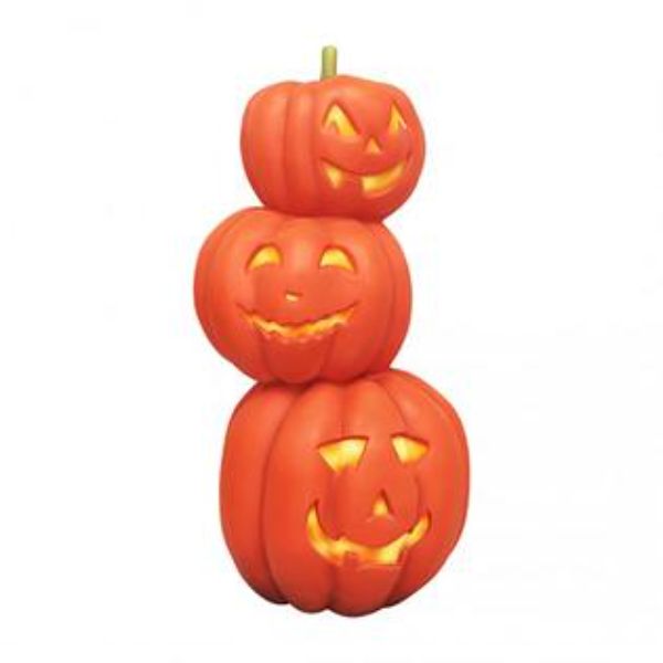 5.5 ft. Stack of 3 Jack-O-Lanterns