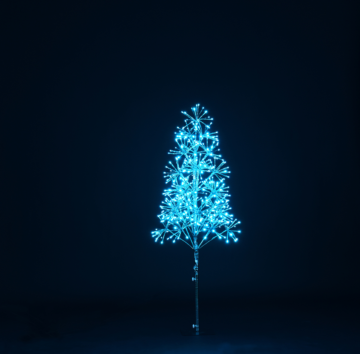 4 ft. Starburst LED Tree, Teal