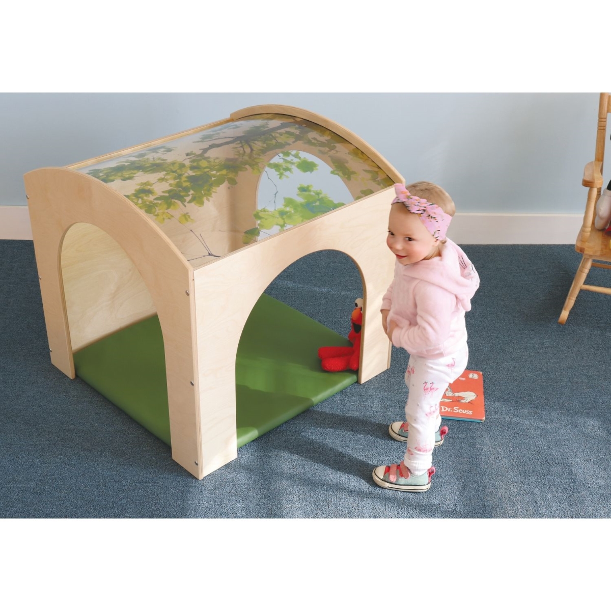 Nature Reading Retreat with Floor Mat Set, Natural UV