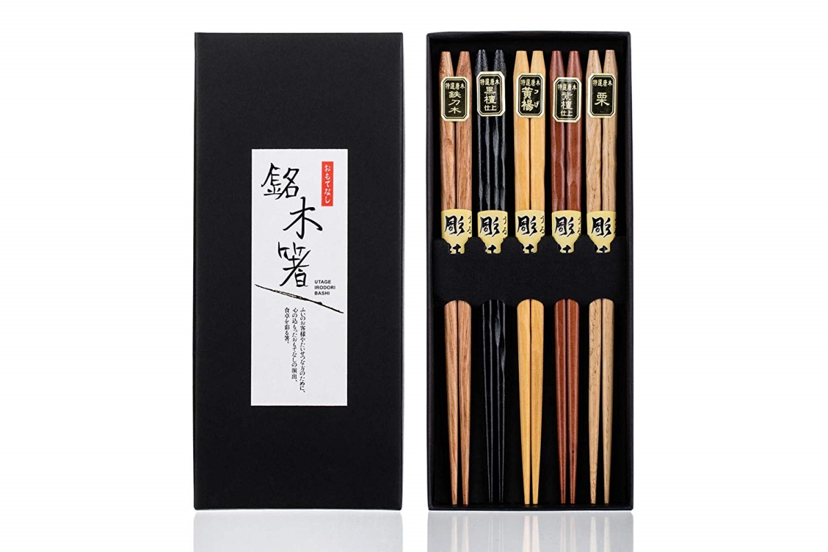 Picture of Heim Concept 5PCCS-049 Organic Traditional Hardwood Japanese Reusable Chopsticks - Pair of 5