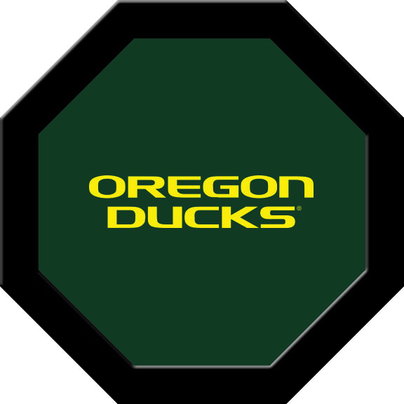 OREGTF321R Oregon Round Game Table Cloth with Oregon Ducks Logo, Green