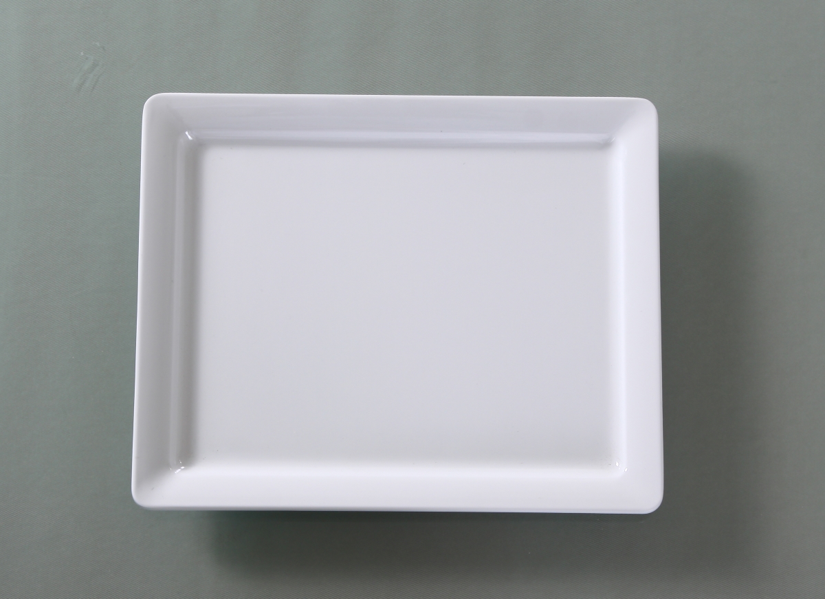 Picture of Yanco OK-7012 12.75 x 10.5 in. Osaka-2 Rectangular Plate, White - Pack of 12