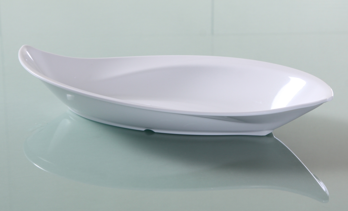 Picture of Yanco VE-519 48 oz Venice Deep Plate - 19 x 9 in. - Pack of 6