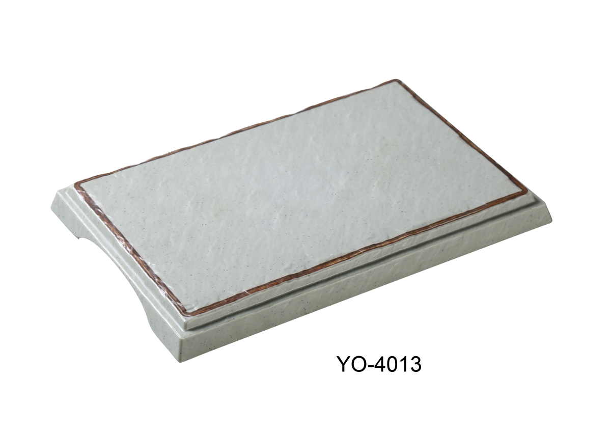 Picture of Yanco YO-4013 13.5 x 9.75 x 1.125 in. Yoto Melamine Rectangular Display Plate with Foot, Matte - Pack of 12