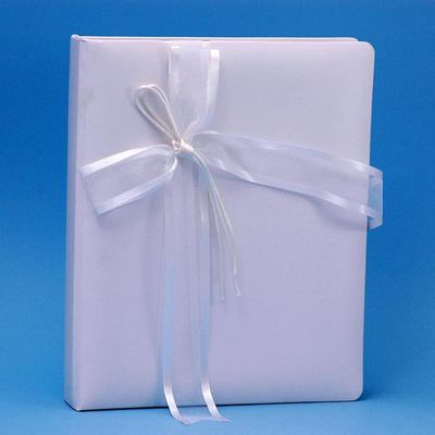A01115MB/WHT Simplicity Memory Book - White