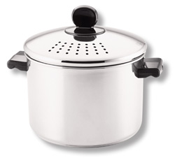 Picture of Farberware 70755 8 Qt. Covered Straining Stockpot