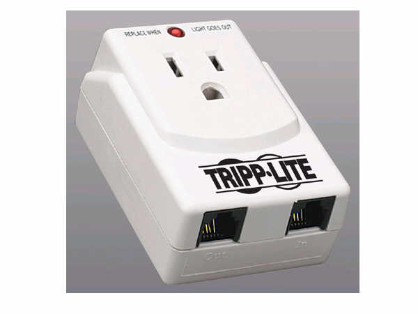 Picture of TRIPP LITE Travelcube Protect 1 Outlet Notebook TRAVELCUBE