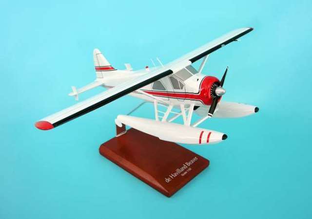 Picture of Daron Worldwide Trading H5232C3W Beaver W/FLOATS 1/32 AIRCRAFT