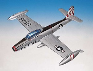Picture of Daron Worldwide Trading ESAF014 F-84G Thuderjet 1/32 AIRCRAFT