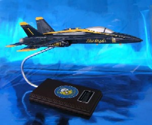 Picture of Daron Worldwide Trading ESSN019 F/A-18A Blue Angels Navy 1/40 AIRCRAFT