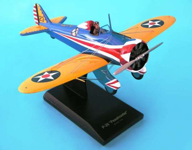 Picture of Daron Worldwide Trading A1824 P-26A Peashooter 1/24 AIRCRAFT