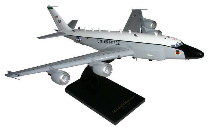 Picture of Daron Worldwide Trading B7410 RC-135V/W (NEW/LARGE ENGINES) Rivet Joint 1/100 AIRCRAFT