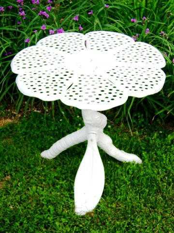 FHBFTA07W Butterfly Table - White -  Flower House