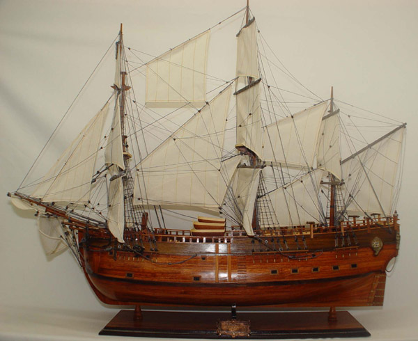 Picture of Old Modern Handicrafts T094 HMS Endeavour Model Boat