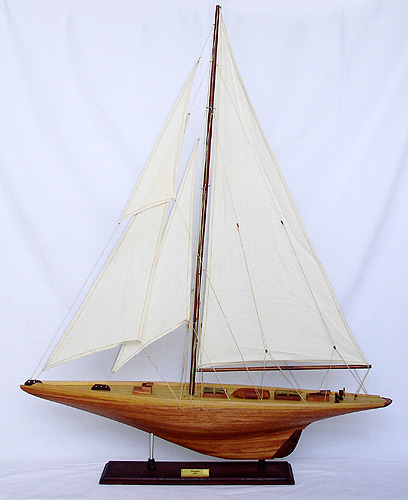 Picture of Old Modern Handicrafts Y047 Shamrock Mid Model Boat