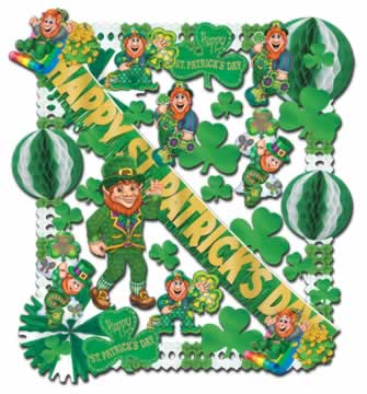 Beistle - 33605 - St Patrick Decorating Kit - 37 Pieces
