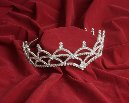 Picture of Sunnywood 3947 Silver Rhinestone Queen Crown