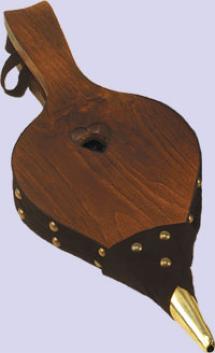 Picture of Johnny Beard Company #1100 Pennsylvania Pine Bellows  Black Suede Trim  7.5 Inch  x 19.5 Inch 