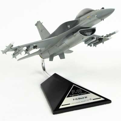 Picture of Toys and Models CF01660TR F-16C Falcon Block 60