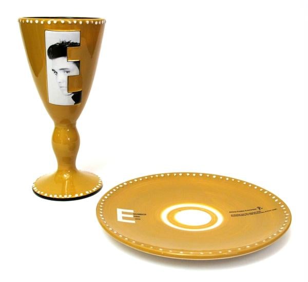 Picture of IWDSC 0179-39461 Ceramic Elvis 2002 Goblet and Plate