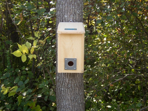 Picture of Coveside 10095 Small Winter Roosting House Bird Roost Box