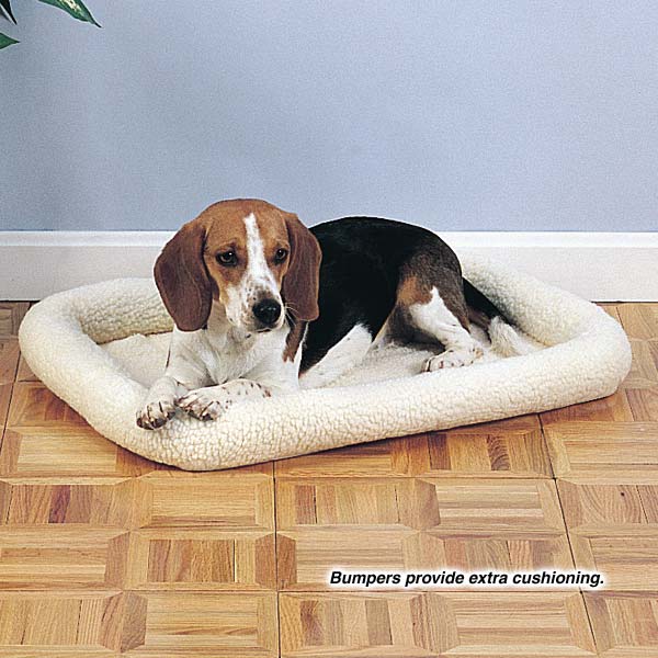 Picture of Pet Pals ZW250 24 Slumber Pet Sherpa Crate Bed 23.75 x 16.75 In