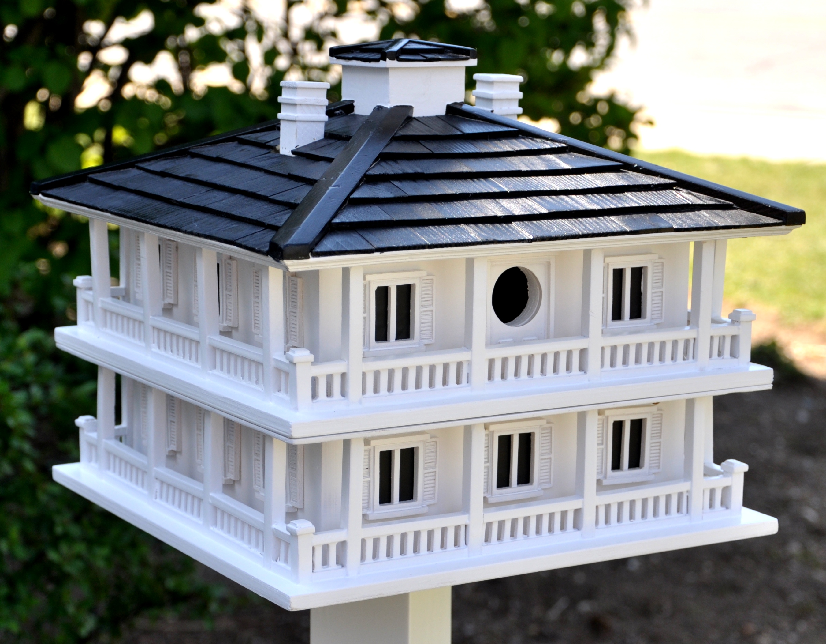 Picture of Home Bazaar HB-2048 Club House Birdhouse - Signature Series