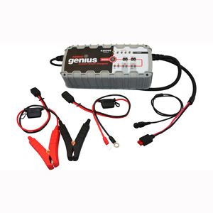 G26000 26000 mA Battery Charger 12V or 24V