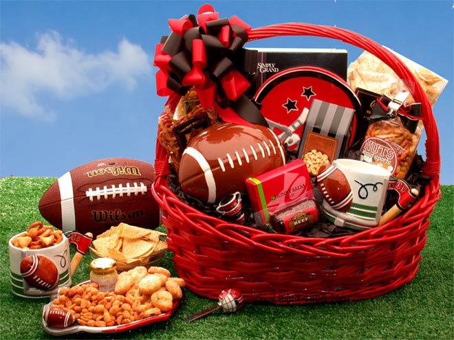 Gift Basket 85251 Large Football Fanatic Sports - Gift Baskets and Supplies