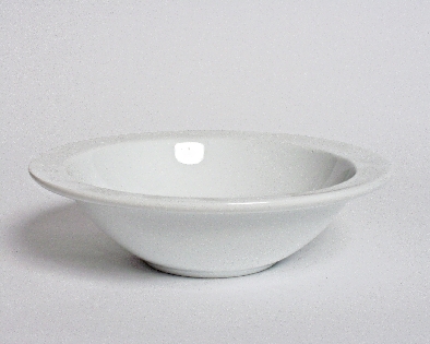 Picture of Tuxton China CLD-046 Alaska-Colorado 4 3-4 in. Fruit Dish - Porcelain White  - 3 Dozen