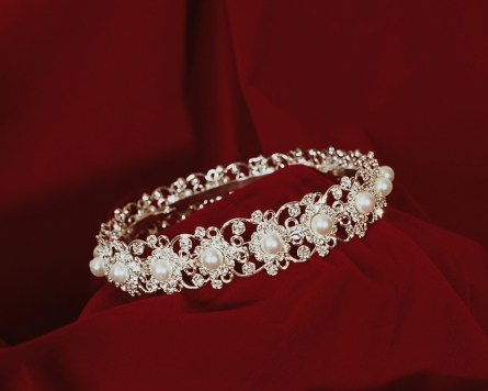 1'' Lady in Waiting Crown