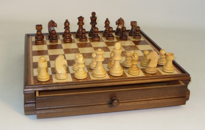 Picture of WW Chess 40394WM Wood Inlaid Chest and Men