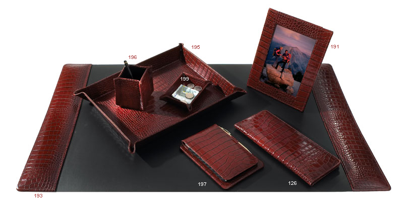 Picture of Raika NI 199 RED Business Card Holder - Red