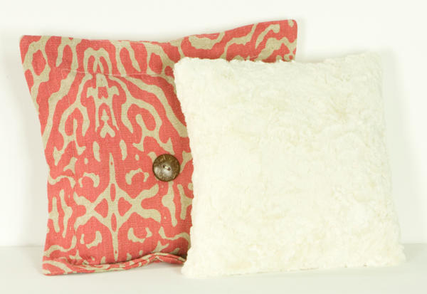 Picture of N. Selby RDPP Raspberry Dot Pillow Pack