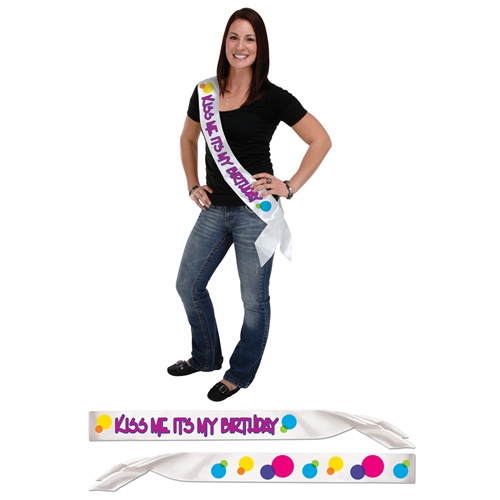 Picture of Beistle 60528 Kiss Me It My Birthday Satin Sash - Pack of 6