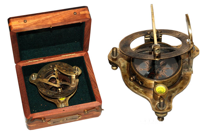 Picture of Old Modern Handicrafts ND012 Sundial Compass in wood box - Small