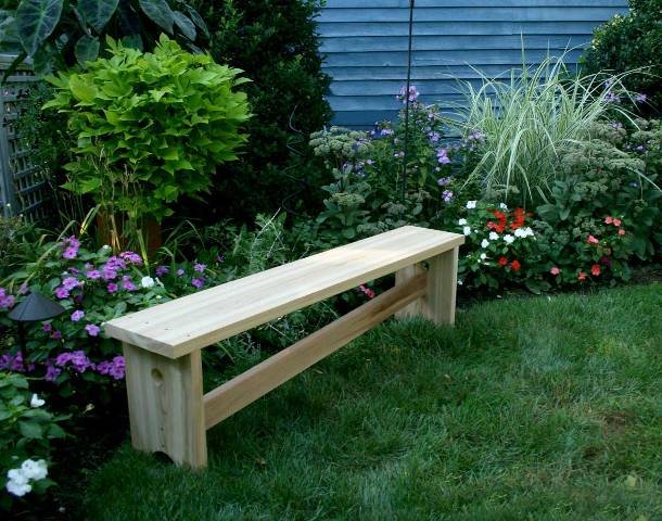 WRF18005BCHCVD 5 ft. Cedar 1800 Traditional Bench with Slant Brace