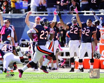 Picture of Photofile PFSAAOC00701 Devin Hester NFL Record 11th Punt Return Touchdowns 2011 Action -8 x 10 Poster Print